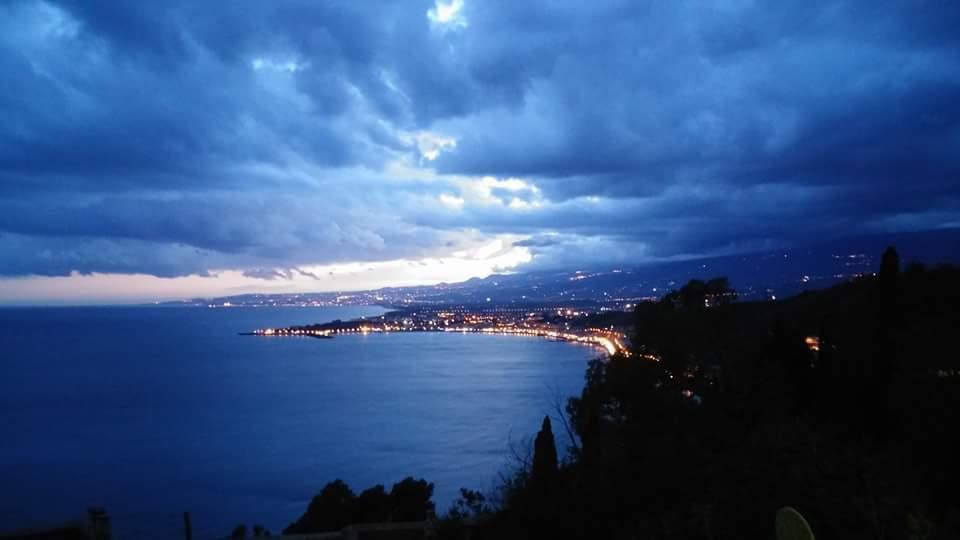 Profumo Di Mare Panzió Giardini-Naxos Kültér fotó