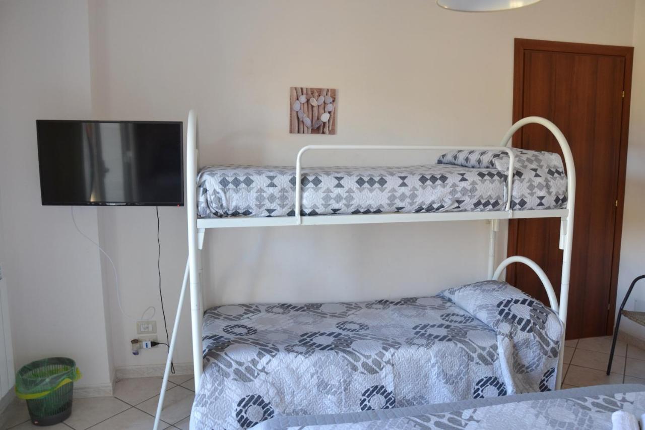 Profumo Di Mare Panzió Giardini-Naxos Kültér fotó