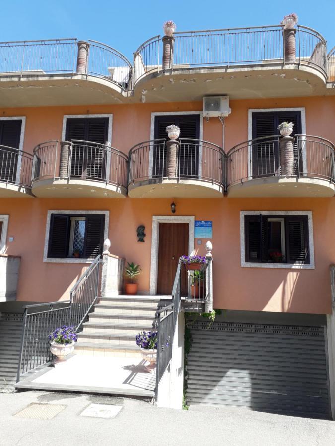 Profumo Di Mare Panzió Giardini-Naxos Kültér fotó